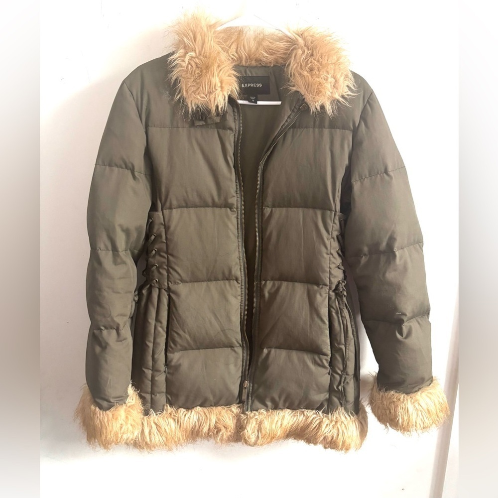 Express Womens Olive Green Faux Fur Trim Penny Lane Puffer Down Jacket Sz 10 M/L